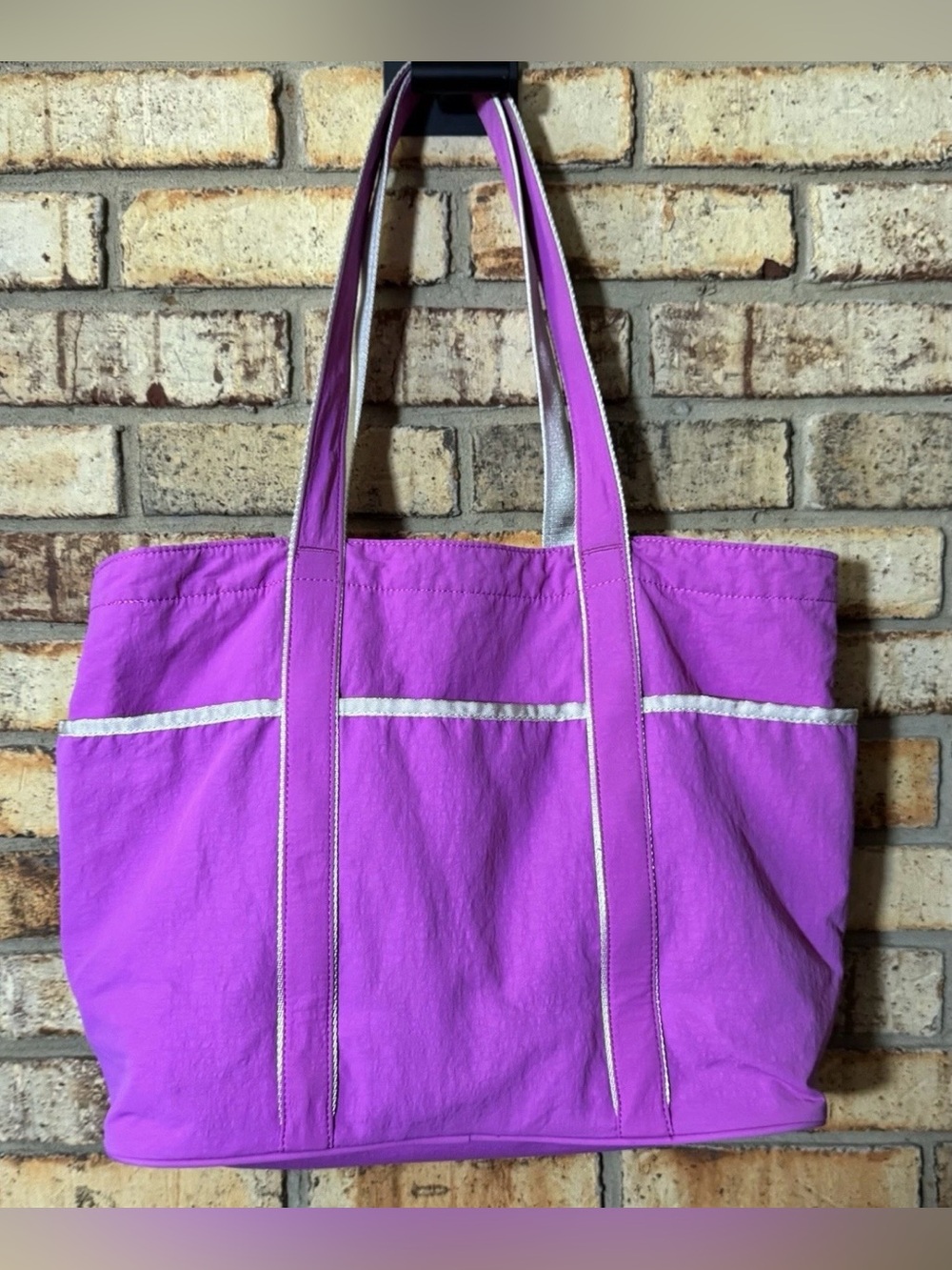 Lululemon purple tote bag contrast trim shoulder straps pockets snap closure